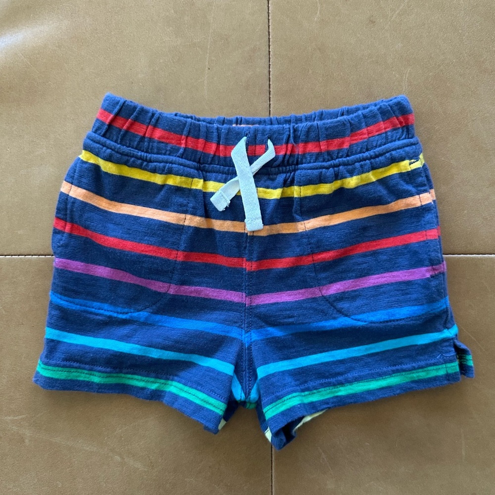 Primary Shorts 6-12M